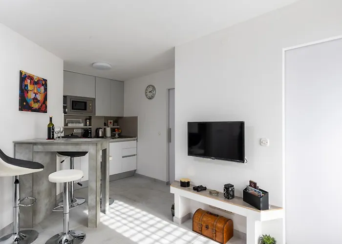 Domus Apartamento *